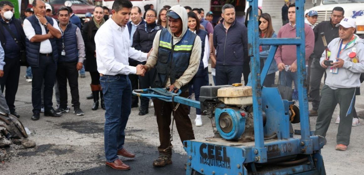 ¡Adiós hoyos! Ayuntamiento de Puebla va por 40 mil baches más