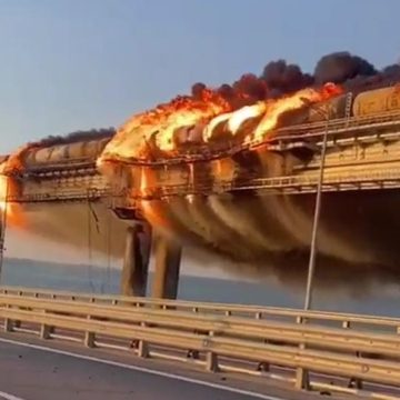 Explosión en puente de Crimea deja tres muertos