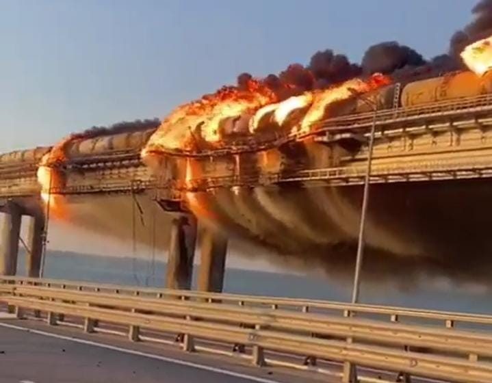 Explosión en puente de Crimea deja tres muertos