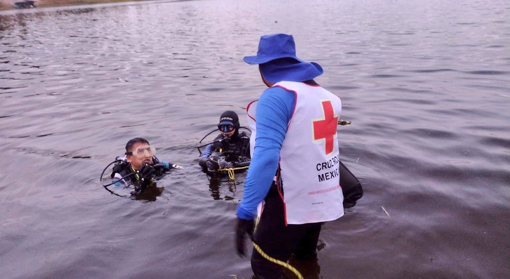 Mueren dos adolescentes en la Laguna de Valsequillo; autoridades recuperan los cuerpos