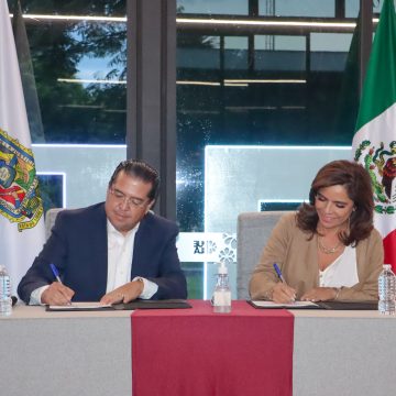 Firman Economía y FedEx México convenio para tarifas preferenciales