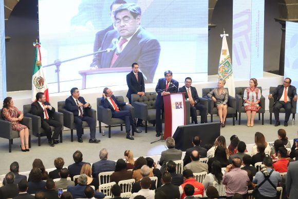 _MG_7465_1 Gobierno estatal y Congreso construyen reformas para ejercer el poder público de manera distinta: MBH