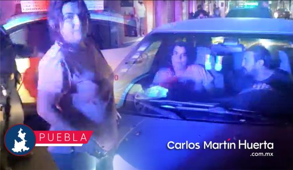 Regidora de Fuerza por México golpeó a una agente vial de Atlixco