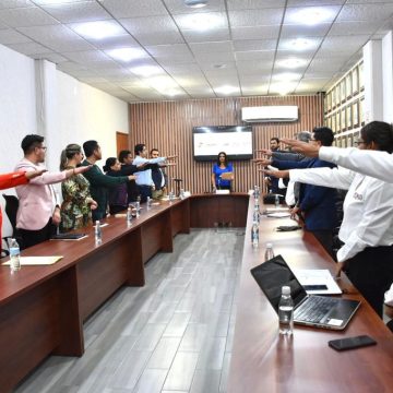 Norma Layón toma protesta a la junta directiva de los consejos de participación ciudadana