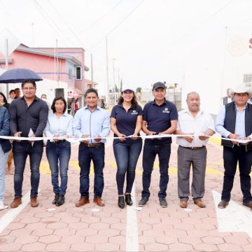 Inician ampliación de drenajes sanitarios en San Francisco Acatepec