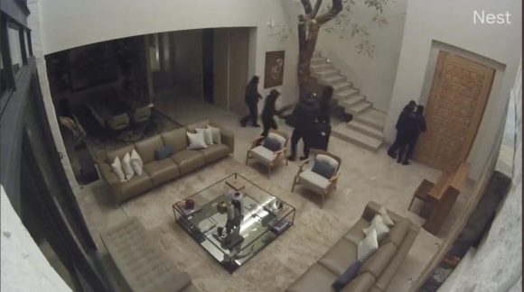 Comando asalta vivienda en fraccionamiento de Santa Clara Ocoyucan