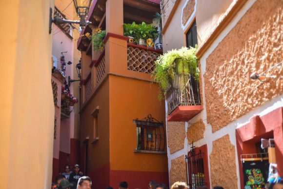 callejón del beso - Guanajuato Callejón del Beso en Guanajuato es reabierto
