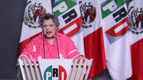 Beatriz Paredes expresa sus aspiraciones para ser candidata a la presidencia de 2024