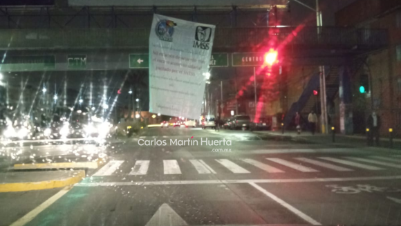 Trabajadores del IMSS reclaman a su sindicato el incremento salarial