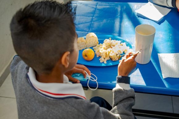 SMDIF Puebla reactiva 5 desayunadores en escuelas con apoyo de grupo Oxxo