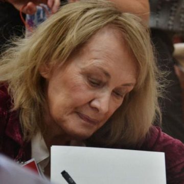 Premio Nobel de Literatura 2022 para la francesa Annie Ernaux