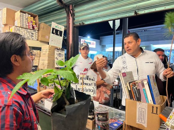 12 horas continuas de caminata realiza Armenta como parte de la Jornada “Sembremos Esperanza”