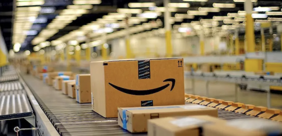 Despedirá Amazon a 10 mil empleados