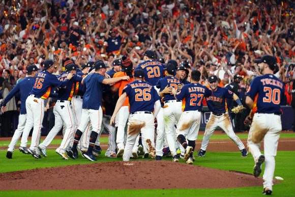 Astros de Houston se llevan la Serie Mundial