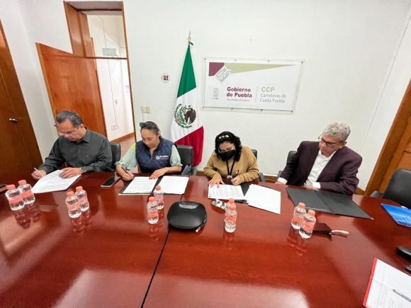 Ayuntamiento -Carreteras de Cuota Firman convenio de colaboración Ayuntamiento de Puebla y Carreteras de Cuotas