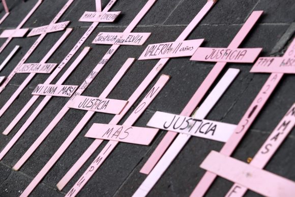 Presentan iniciativa de 70 años de cárcel por feminicidio de menores de edad