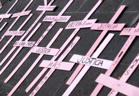 Puebla plantea penas de hasta 100 años por feminicidio con nueva ley estatal