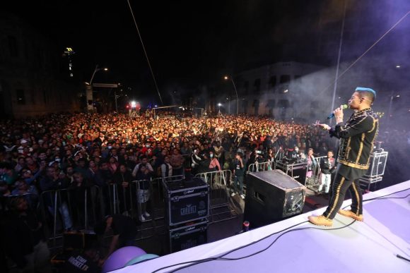 Grupo Cañaveral pone a bailar a Puebla