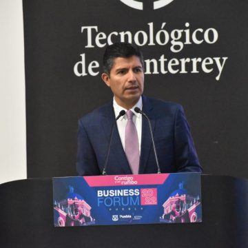 Eduardo Rivera inaugura el encuentro de negocios “Business Forum Puebla”