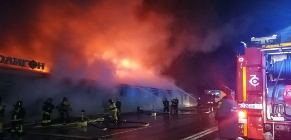 Incendio en bar de Rusia deja al menos 15 muertos