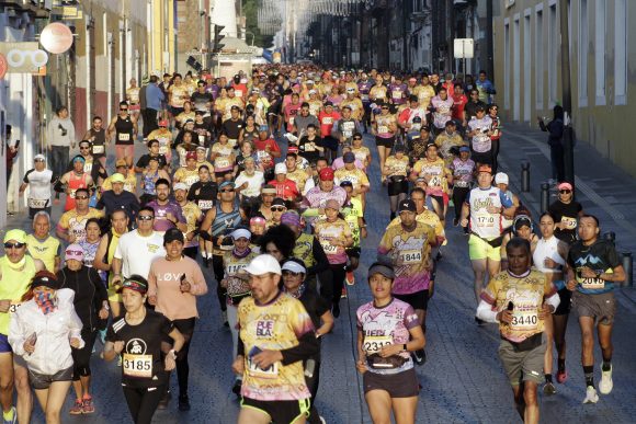 Maratón de Puebla supera meta de participación