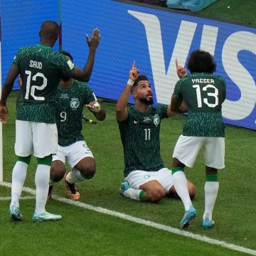 Arabia Saudita decreta día festivo por victoria ante Argentina