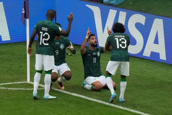 Arabia Saudita decreta día festivo por victoria ante Argentina