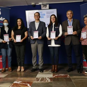 Ayuntamiento de Puebla y Centro INAH inician programas de regulación de anuncios y toldos en Centro Histórico