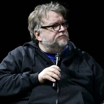 Guillermo del Toro propone pagar las estatuillas de Premios Ariel