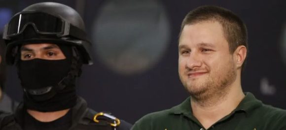 Édgar Valdez “La Barbie” ya no está bajo custodia de prisiones federales de EU