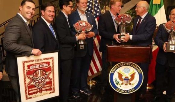post_Foto_8 México y EU celebran bicentenario de relaciones diplomáticas con partido de la NFL