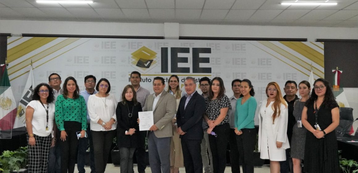 Otorgan al IEE certificación en materia de igualdad laboral y no discriminación
