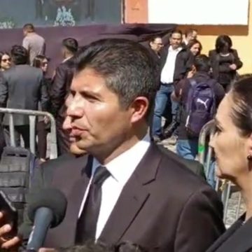 Eduardo Rivera dijo colaborar con el gobernador sustituto en Puebla