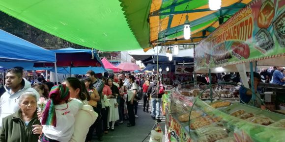 7a14edfe-ed1d-4f39-b3ce-b3c18cce9433 Ayuntamiento autoriza instalación de más de 400 ambulantes en La Villita del Paseo Bravo