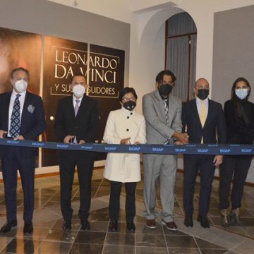 Inaugura Rectora Lilia Cedillo exposición “Leonardo Da Vinci y sus seguidores en Puebla”