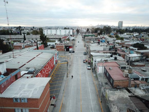 Entregan la nueva calle Camino Nacional; durará 30 años