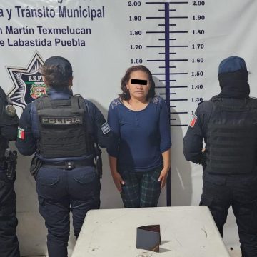 Detienen a mujer que robaba y defraudaba a través de Facebook en Texmelucan