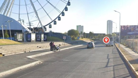 Caos vial de 50 minutos para cruzar Osa Mayor en Angelópolis