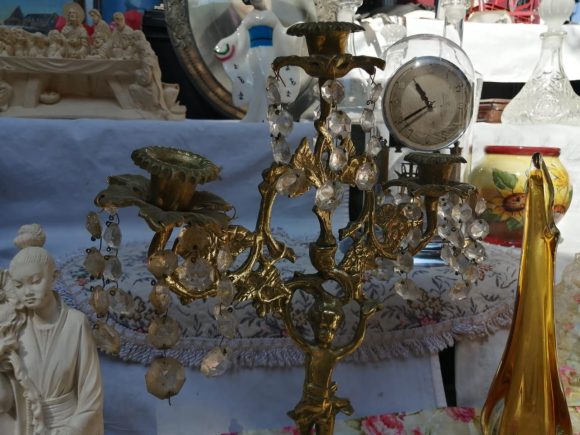 Coleccionista de Los Sapos guarda más de 5 mil piezas con un valor artístico