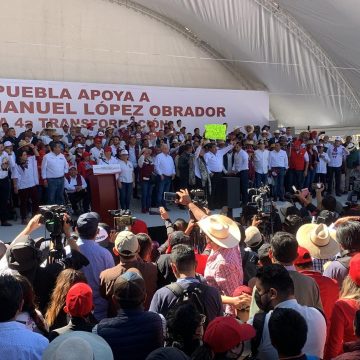 Puebla está con la 4T; participan 100 mil poblanos en movilización
