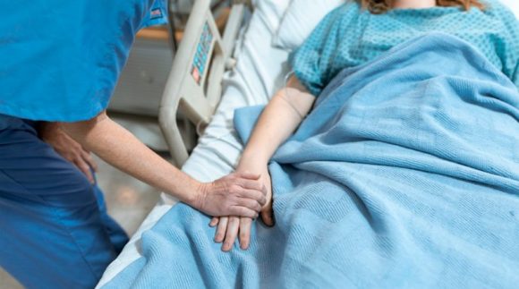 31-08-21-camas-800x445 Emiten aviso epidemiológico por cuatro casos de rabia humana