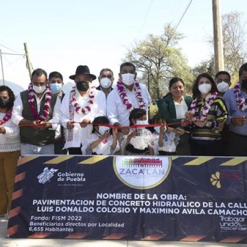 Para mejorar movilidad, gobierno estatal inaugura pavimentación de calles en Zacatlán