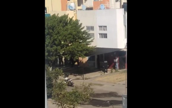 Enfrentamiento en Tlajomulco deja un policía muerto y un delincuente abatido