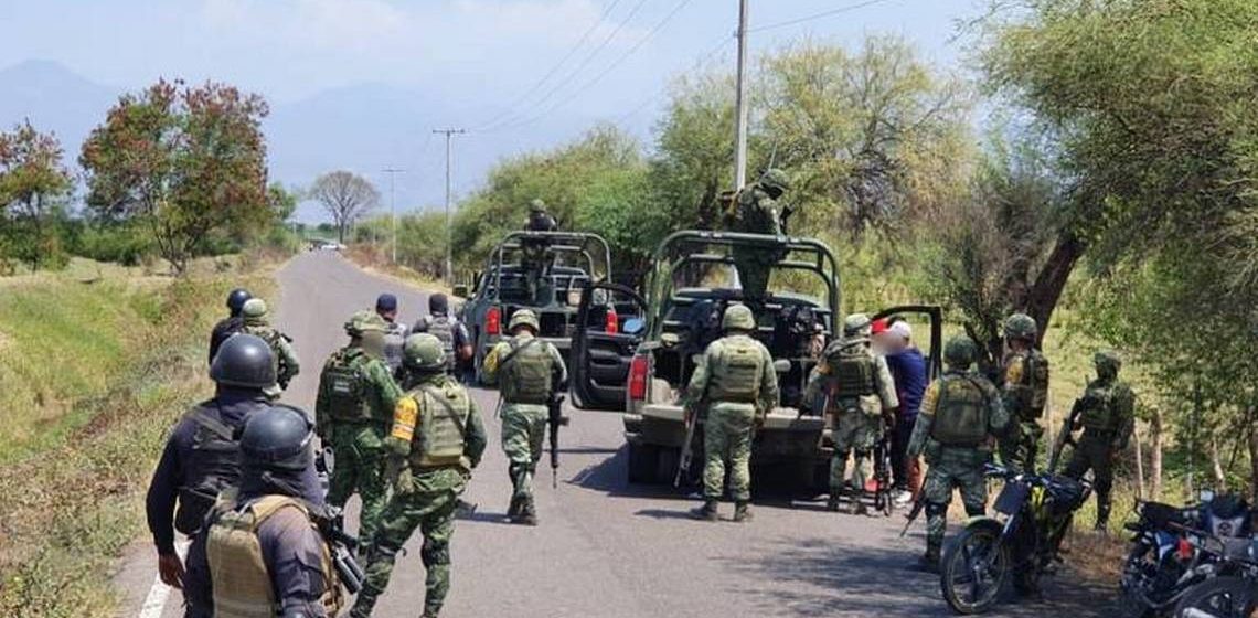 CJNG embosca a militares en Coalcomán, Michoacán