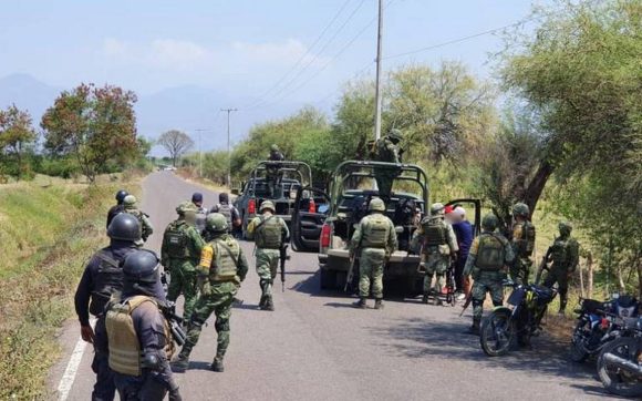 CJNG embosca a militares en Coalcomán, Michoacán