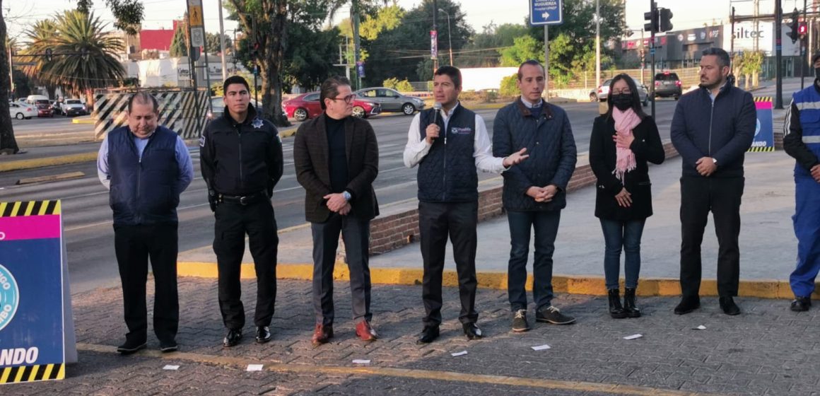 Ayuntamiento de Puebla entregan semaforización del bulevar 5 de Mayo