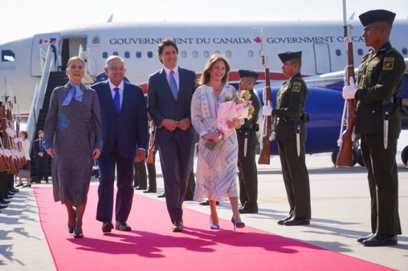 Llega el primer ministro de Canadá, Trudeau para la Cumbre de Líderes de América del Norte
