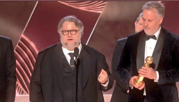 Globo de Oro para Guillermo Del Toro por “Pinocho”