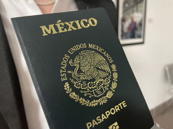 Bancos aceptarán tu pasaporte electrónico como identificación oficial