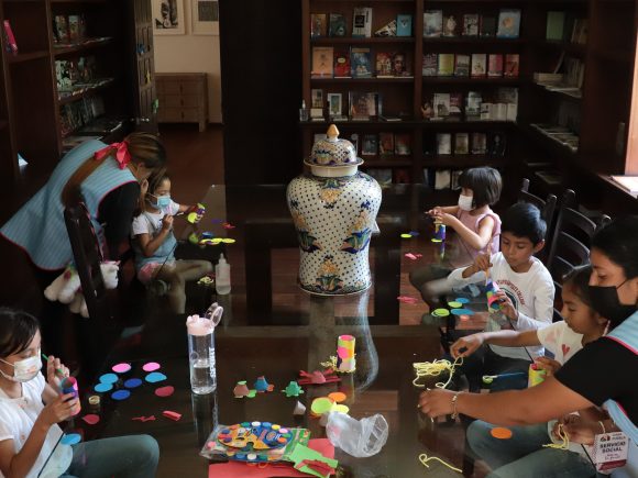 Impulsa SEDIF actividades culturales para la familia en Casa Puebla